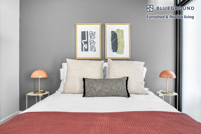 Building Photo - 1346 4th St SE