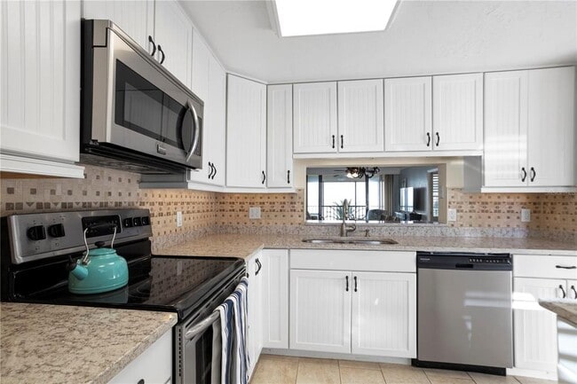 Building Photo - 18304 Gulf Blvd