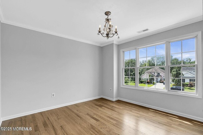 Building Photo - 95 E Parsonage Way