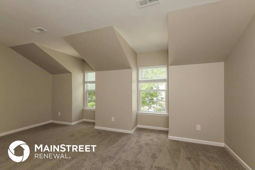 Building Photo - 7419 Mary Jo Helms Dr