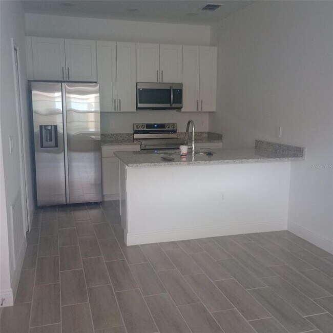 Building Photo - 1849 Coriander Dr