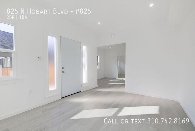 Building Photo - Charming Fully Remodeled 2-Bedroom Apartme...