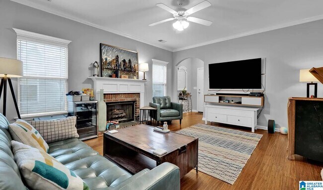 Building Photo - 5270 Cottage Ln