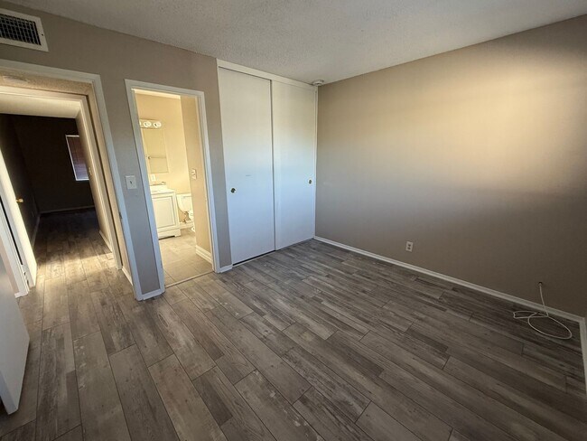 Building Photo - Victorville Green Tree Home- Refurbished 4 Bedrooms, 2 Bathrooms, New Paint,