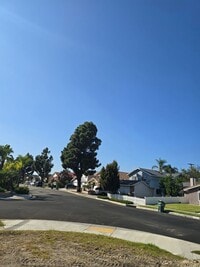 Building Photo - Fully Remodeled 4-Bedroom, 3-Bath Rental H...