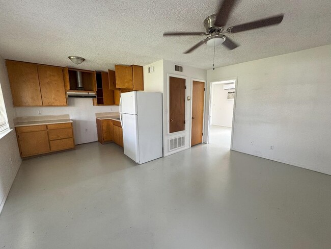 Building Photo - 109 Logan Dr