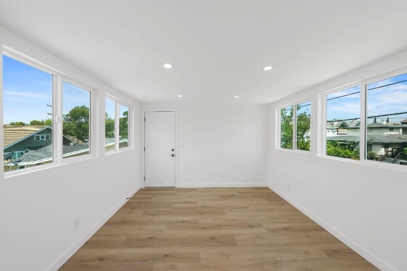 Building Photo - 510 E Palmer Ave