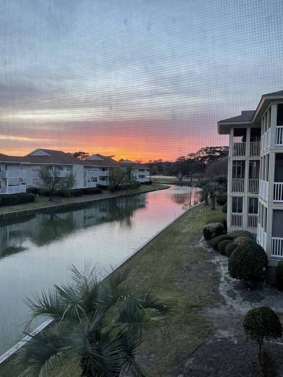 Building Photo - 1900 Duffy St
