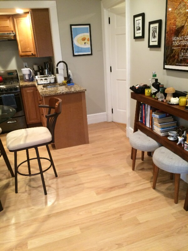 Building Photo - 16 River St