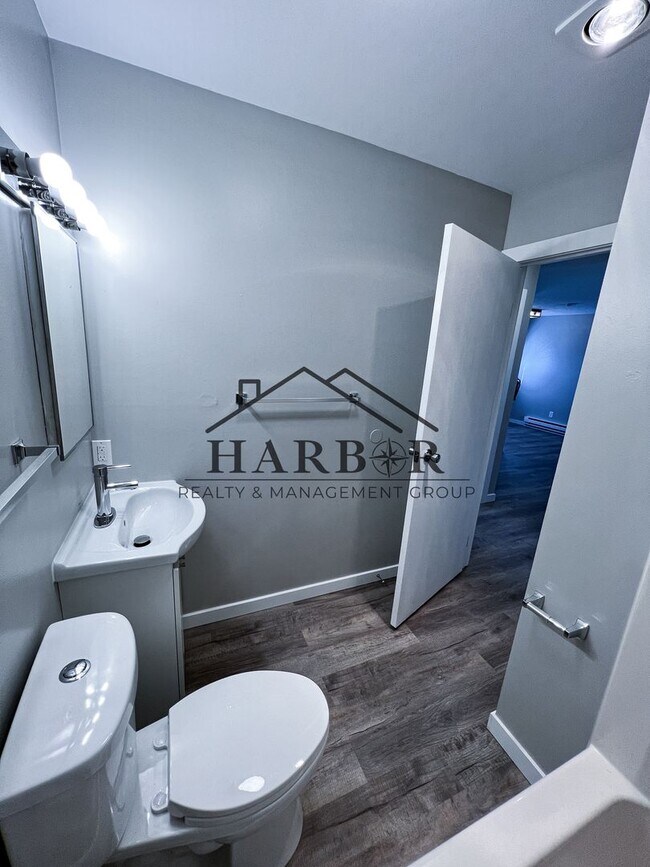Building Photo - 1 Bedroom 1 Bath - New Avon - SPECIAL: App...