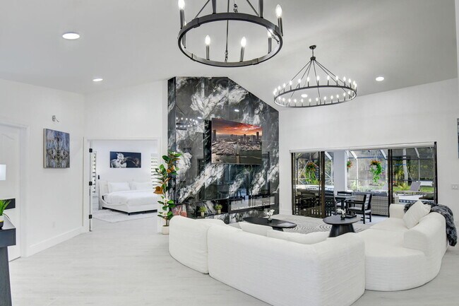 Building Photo - 13302 Doubletree Cir