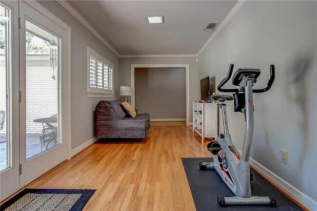 Building Photo - Beautiful Home in Tanglewood