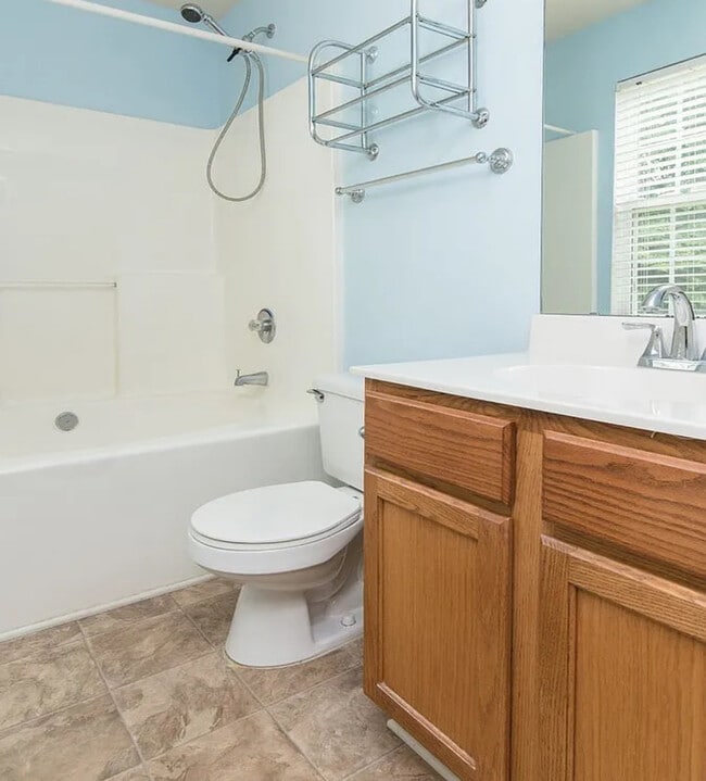 Building Photo - 2836 Oasis Ln