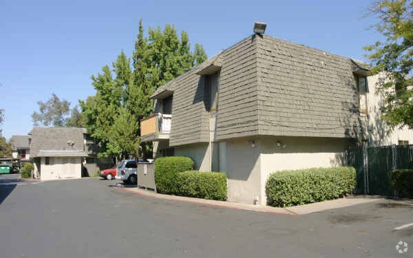 Building Photo - Providence House Apartments
