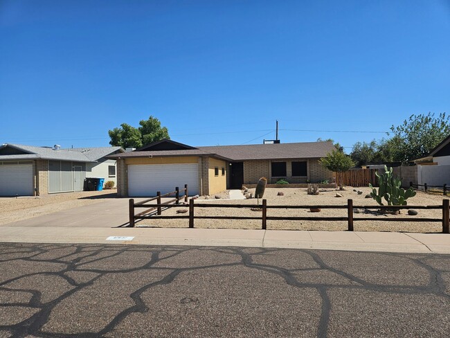 Primary Photo - Adorable and spacious North Valley home