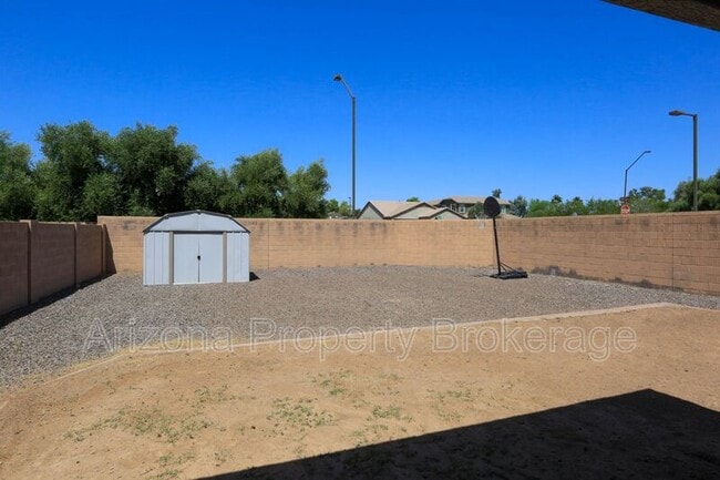 Building Photo - 16862 N 182nd Ln