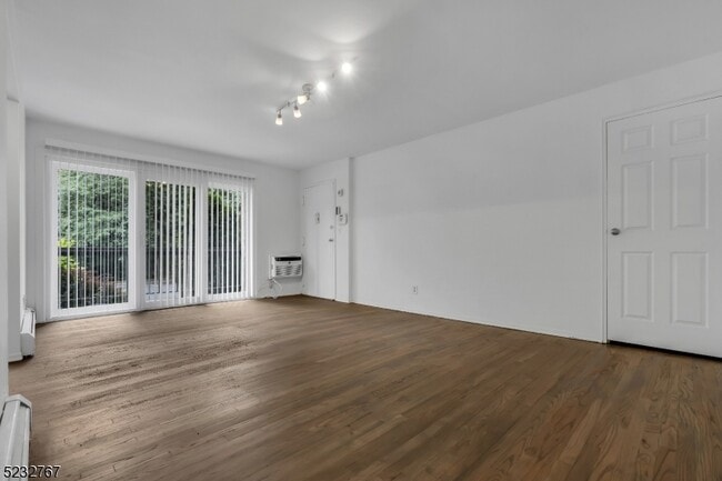 Building Photo - 514 Andria Ave