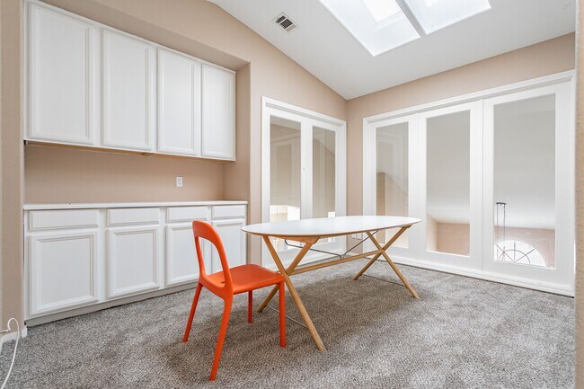 Skylights make it feel so special - 8600 Mirada del Sol Dr