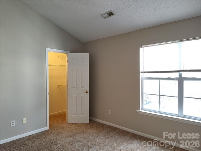 Building Photo - 4122 Melrose Club Dr