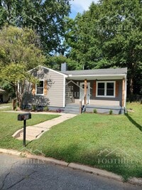 Building Photo - 4-Bedroom House off N Main St