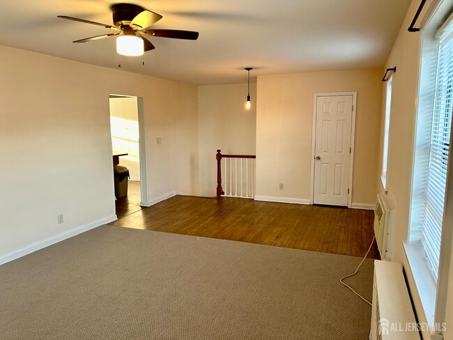 Building Photo - 22 Roselle Ave