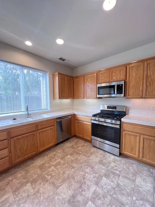 Building Photo - 132 Ironhorse Place