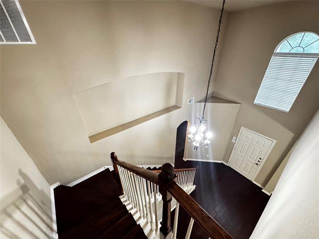 Building Photo - 4600 Palm Valley Dr