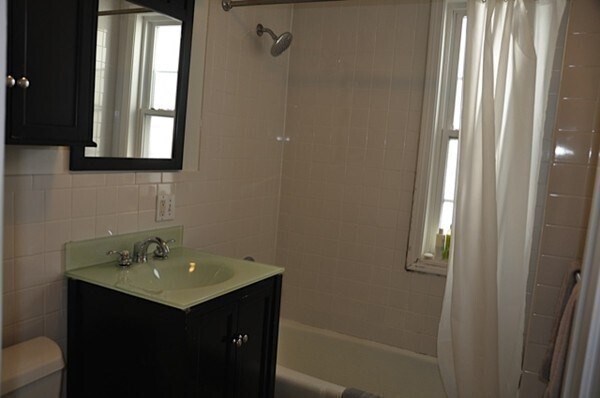 Building Photo - 317 Cardinal Medeiros Ave