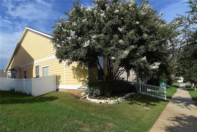 Building Photo - 9109 Nathaniel Dr
