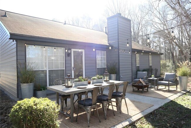 Building Photo - 2250 Berkeley Creek Ct