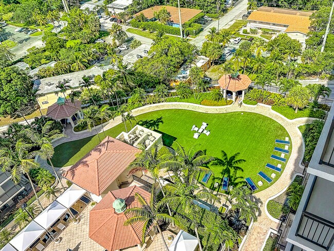 Building Photo - 610 W Las Olas Blvd