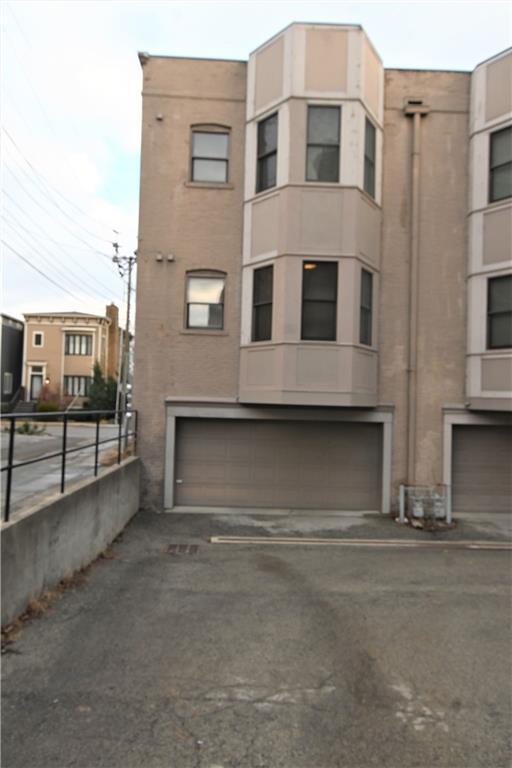 Building Photo - 916 N ALABAMA St