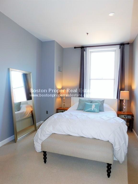 Building Photo - 416 Marlborough St