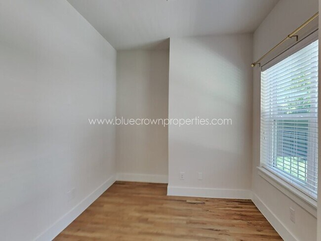 Building Photo - 1717 Caddo St