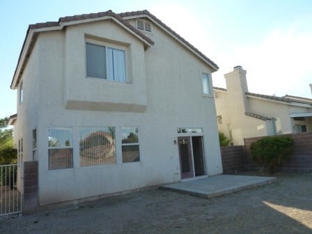 Building Photo - Honey, I’m Home! This Lovely 3 Bedroom, Two-Story Home Is Located In Summerlin.