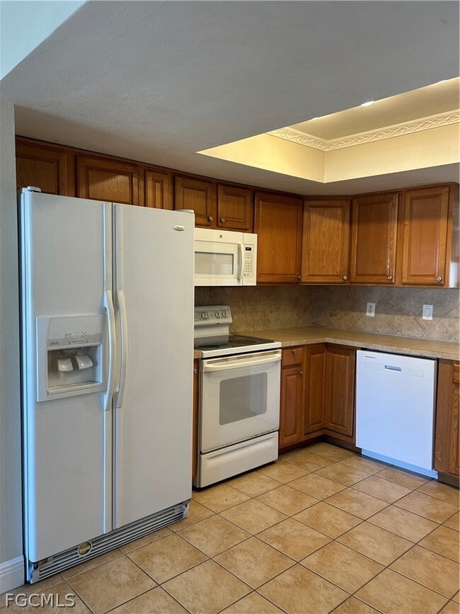 Building Photo - 2128 SE 4th St