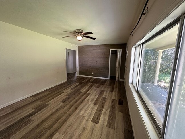Building Photo - Welcome to your dream home in the heart of...