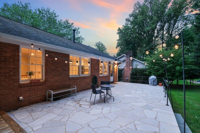 Building Photo - 11506 Stonewood Ln