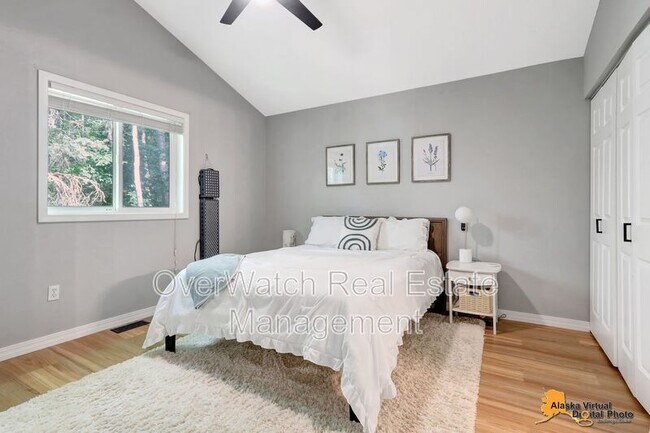 Building Photo - 9308 Hall Cir