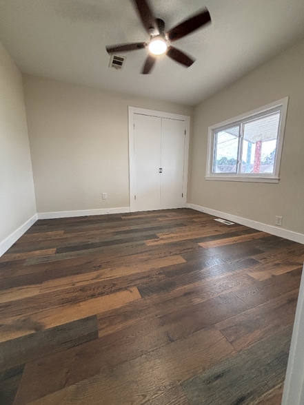 Building Photo - 1105-1107 Reynolds Rd