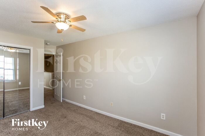 Building Photo - 10415 Hornton St