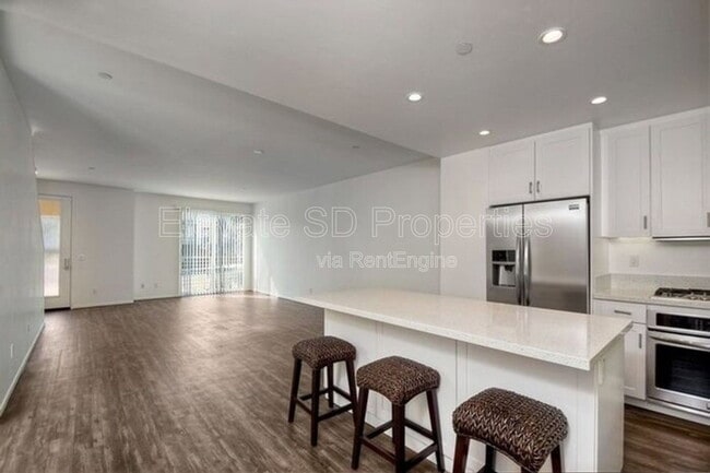 Building Photo - 2884 C St