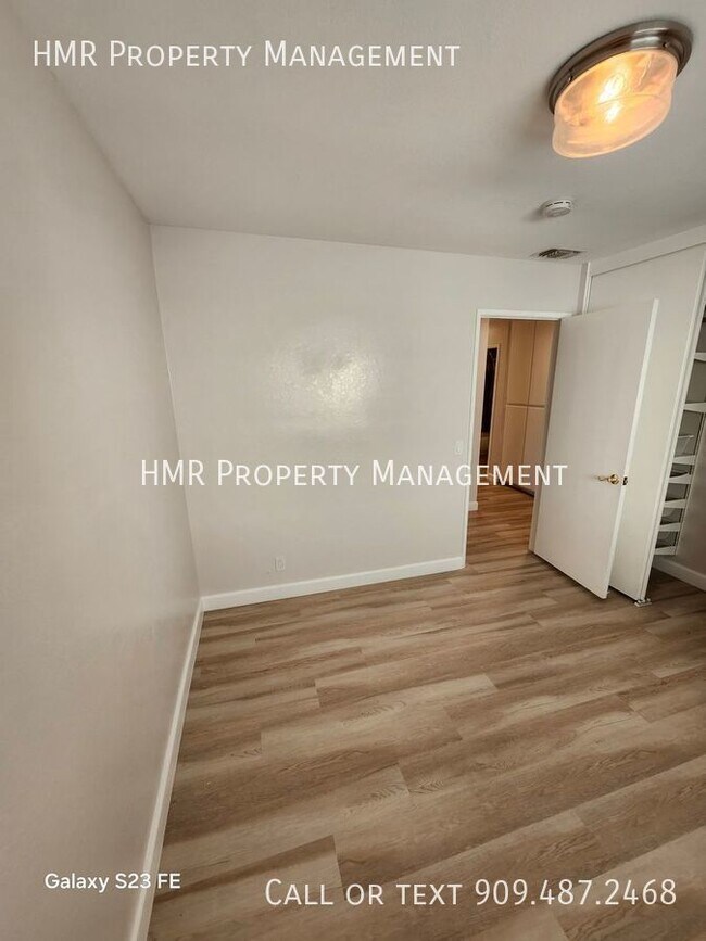 Building Photo - THIS HOUSE IS SPLIT  in a quiet Rancho Cuc...