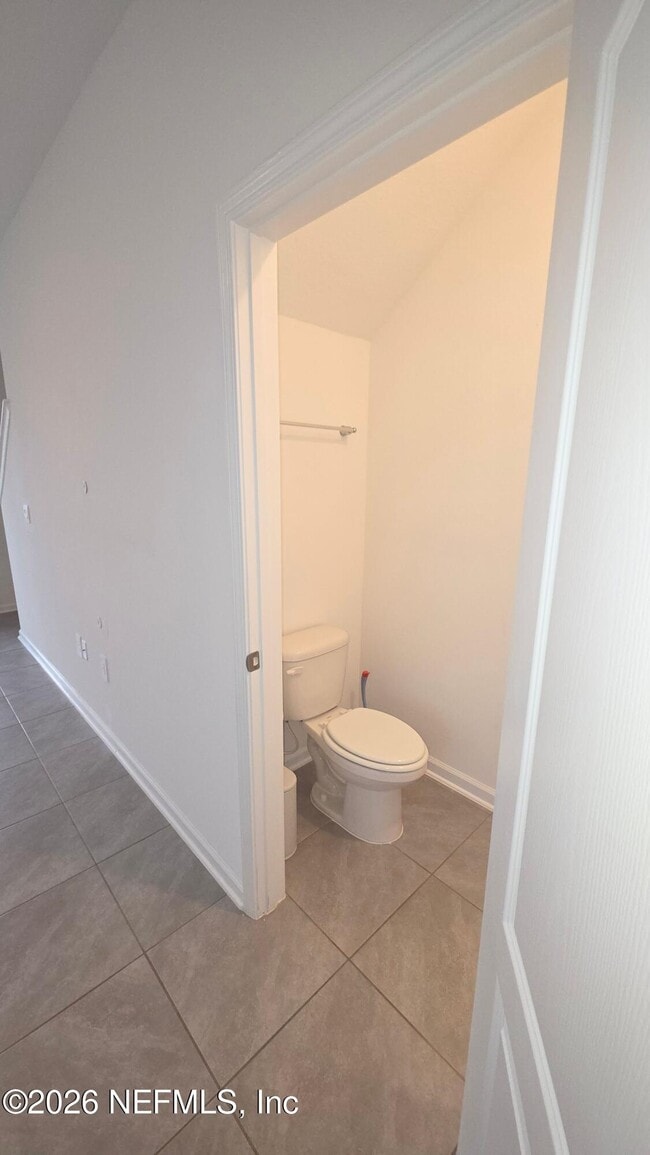 Building Photo - 56 Sage Br St