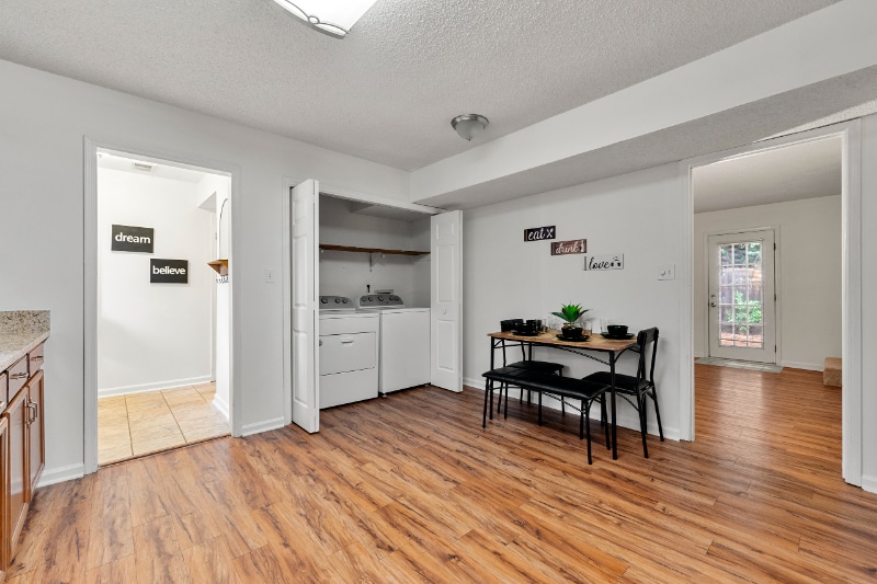 Building Photo - 5018 Bell Dr SE