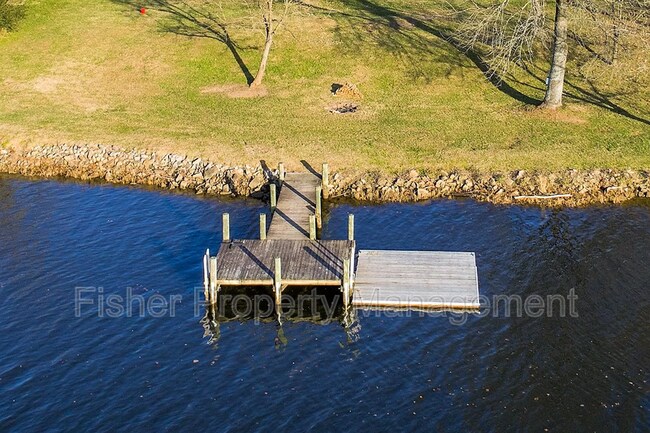 Building Photo - 1500 Rustling Cedar Ln