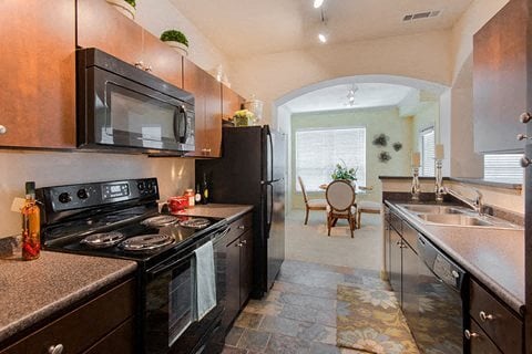 Building Photo - Bell Stoughton