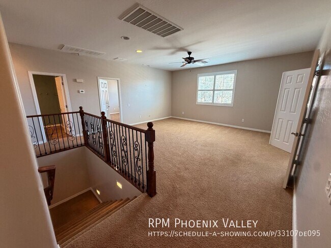 Building Photo - 5131 W Saddlehorn Rd