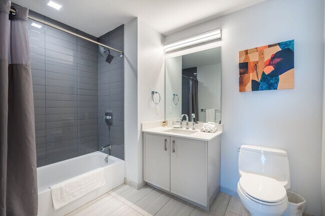 Building Photo - 405 Atlantic St