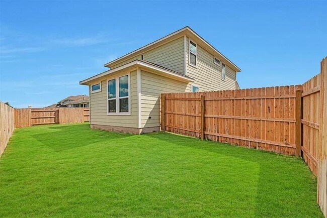 Building Photo - 101 Tranchet Dr
